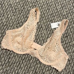 Aerie Lace Bra in Peach